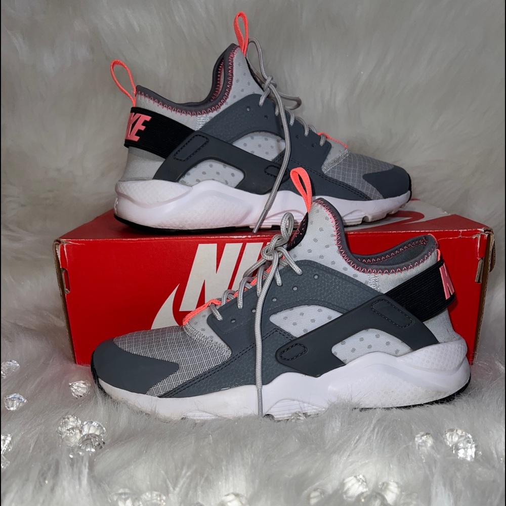 NIKE GIRLS' AIR HUARACHE PURE PLATINUM/ANTHRACITE-LAVA GLOW